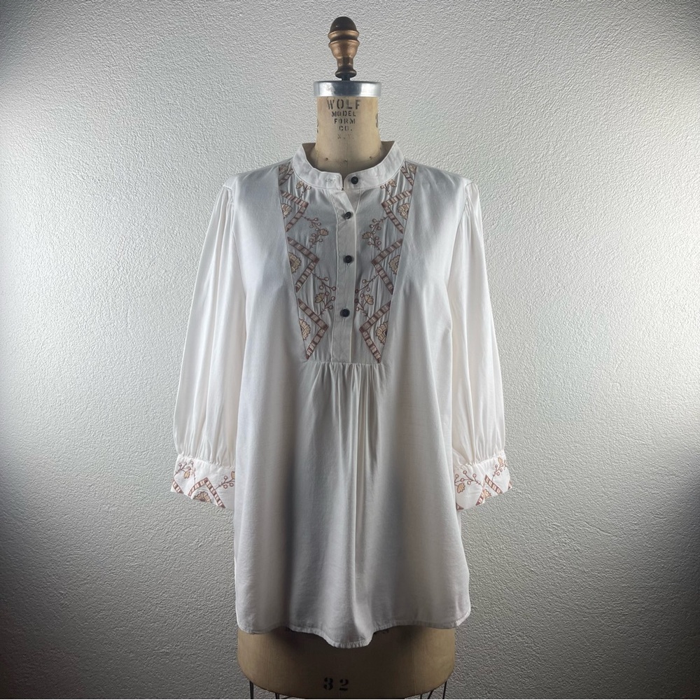 Knox Rose l M Ivory Boho Floral Embroidered Henley 3/4 Bishop Sleeve Top Blouse
